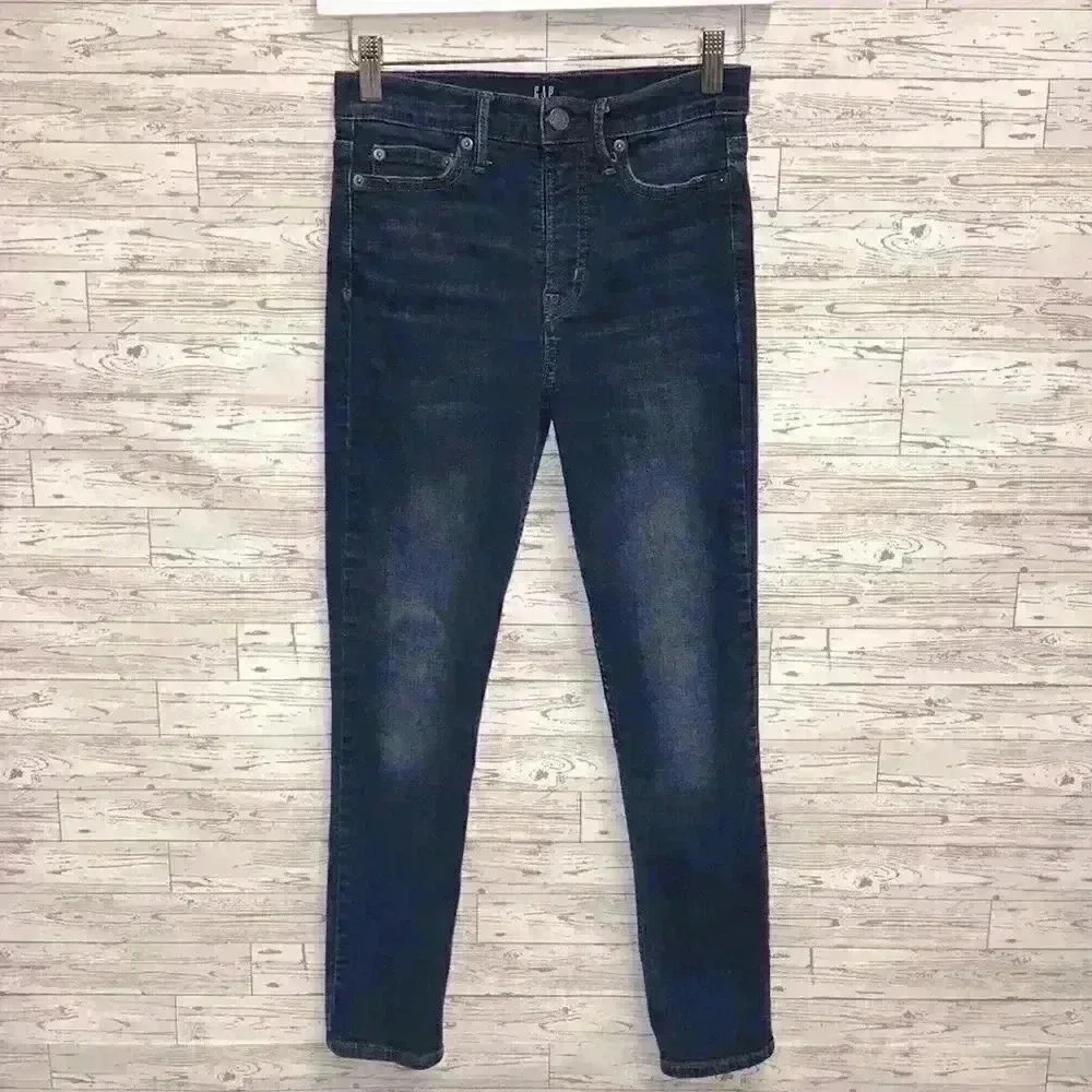 GAP True Skinny size 25